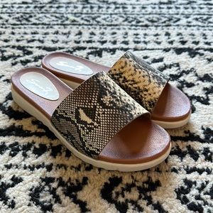 Seven7 Sandals - like new